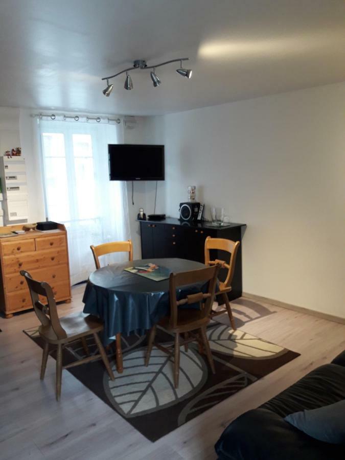 Maison Cosy Proche De La Station De Du Lioran 4 Personnes Holiday home